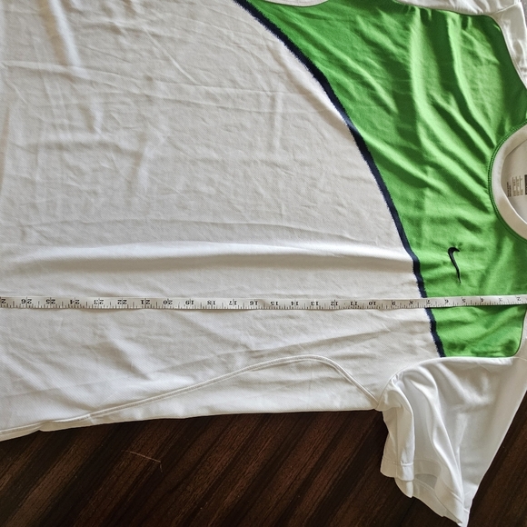 Nike FIT DRY White Green Navy Short Sleeve T-Shirt Men's XL Performance NWOT - Picture 4 of 13